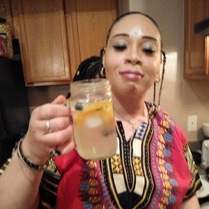 Meet your Posher, Janeisha